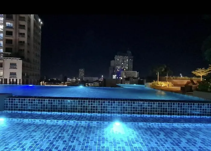 Aparthotel Midtown 4*